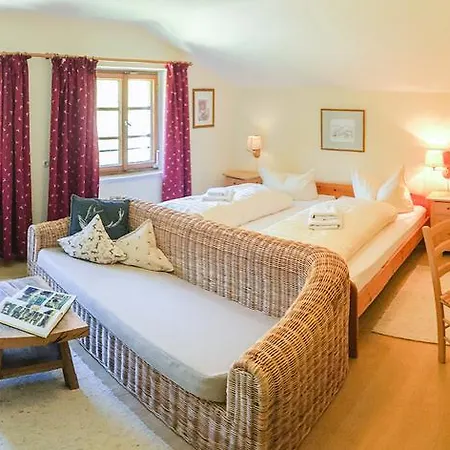Berggasthof Butzn Wirt Hotel Ruhpolding Exterior photo